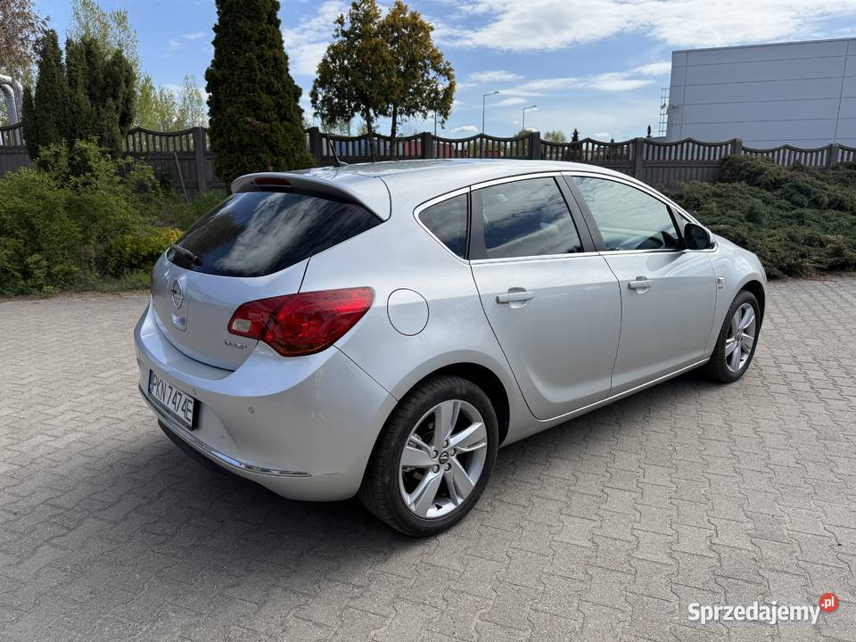 Opel Astra 16 BENZYNA Zarejestrowana Ważne Astra Konin sprzedam
