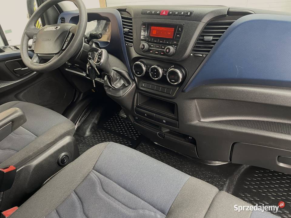 Iveco Daily L3H2 Chłodnia Bliźniaki automatyczna Rawa Mazowiecka
