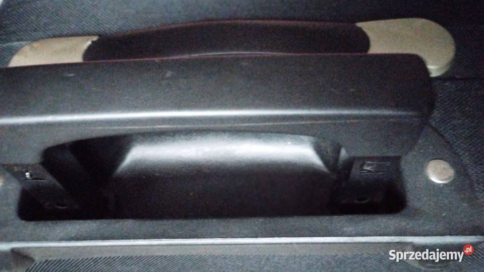 walizka czarna czytaj opis Poznań