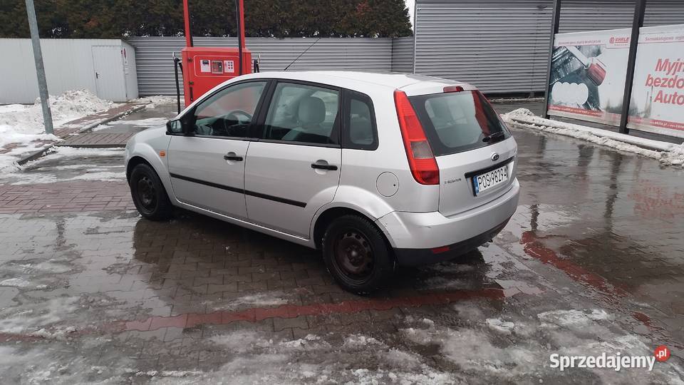 ford fiesta 14 benzyna benzyna Kalisz