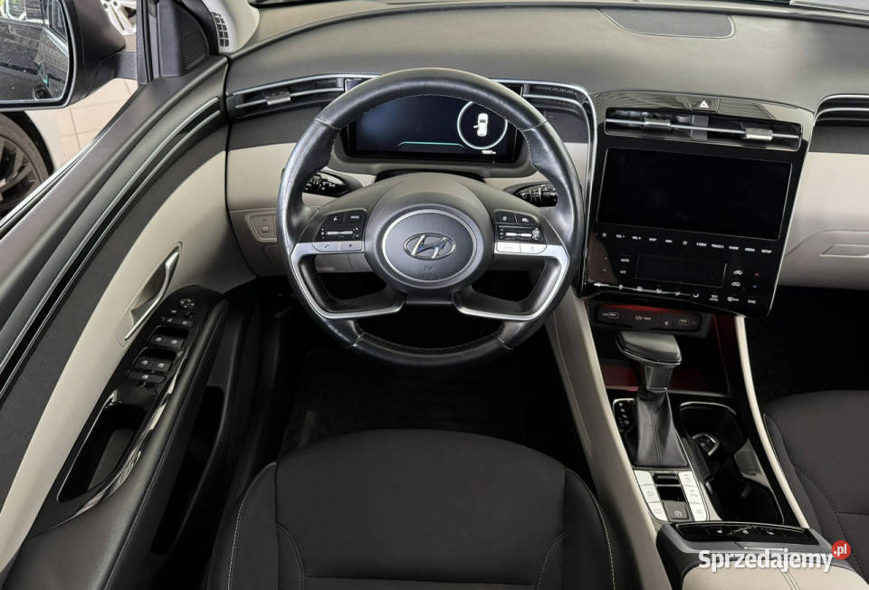 Hyundai Tucson Executive 16 TGDI Mild Hybrid DCT przyciemniane szyby