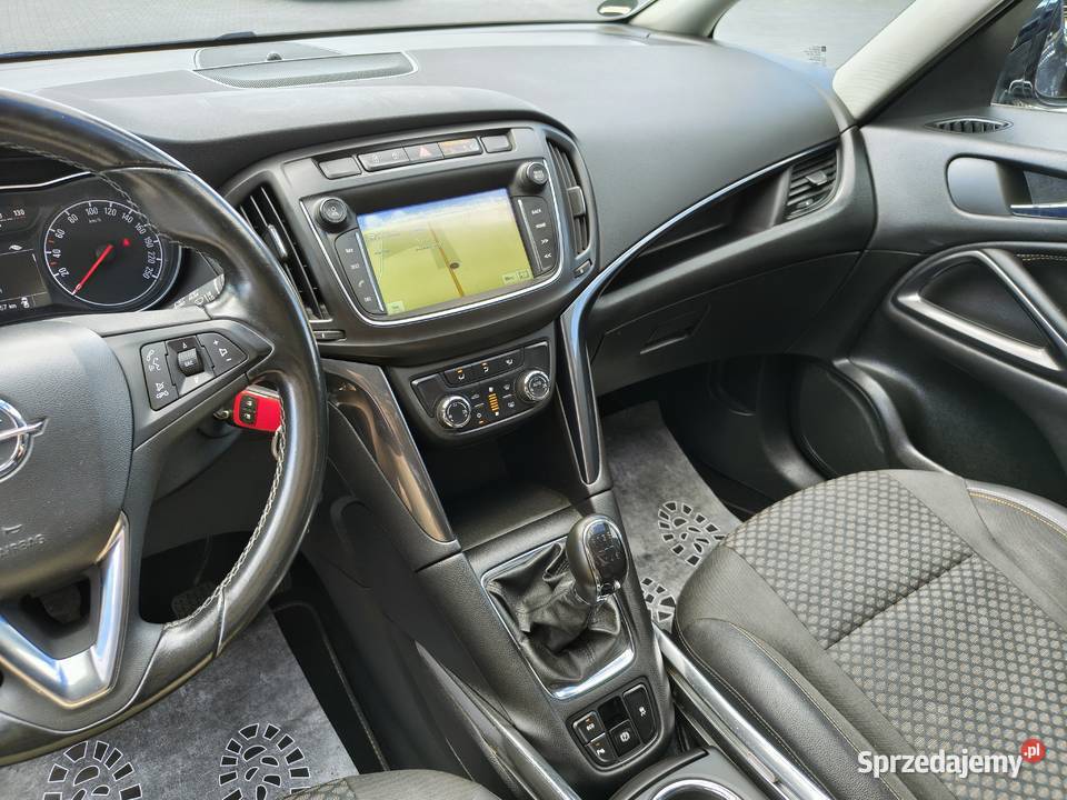 Opel Zafira LIFT 2017r POSZANOWANA Niski Zarszyn