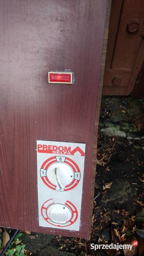 Ogrzewacz płytowy z czasów PRL firmy PREDOM mazowieckie Brwinów