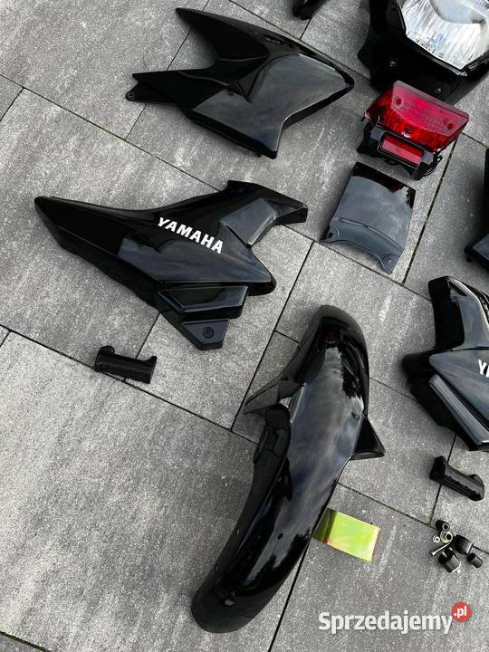 Yamaha YBR 125 komplet owiewek lampy błotniki podkarpackie Łańcut