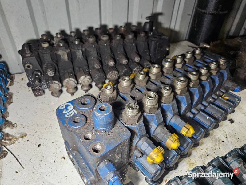 Rozdzielacz hydrauliczny tylni Holland Case Fiat Układ hydrauliczny Gdynia