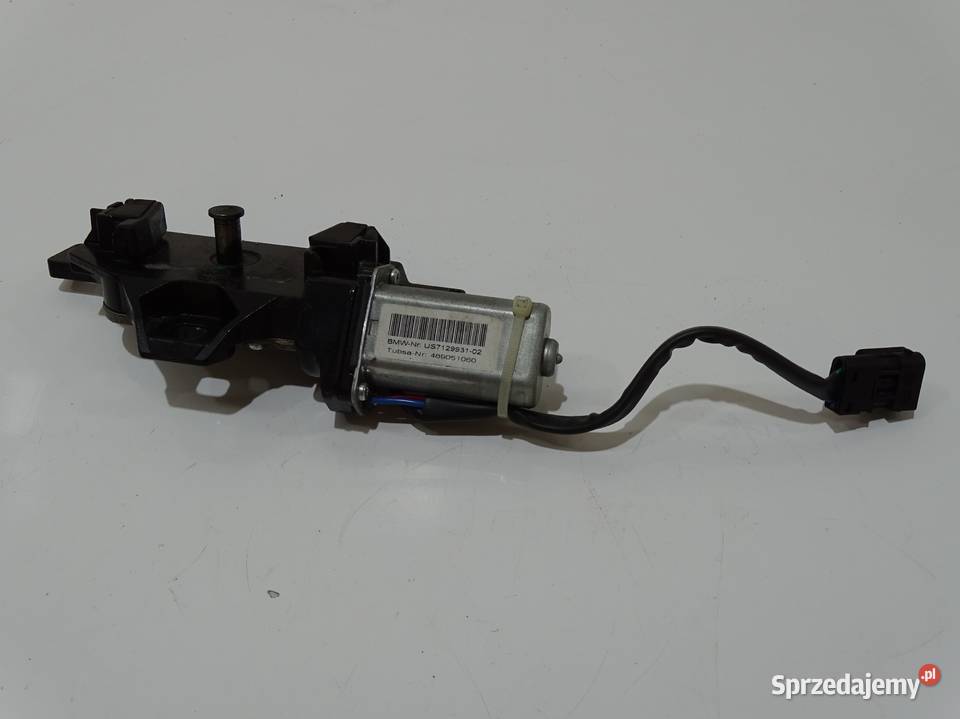 ZAMEK RYGIEL KLAPY BMW E61 LIFT 7129931 osobowe Strzyżewice