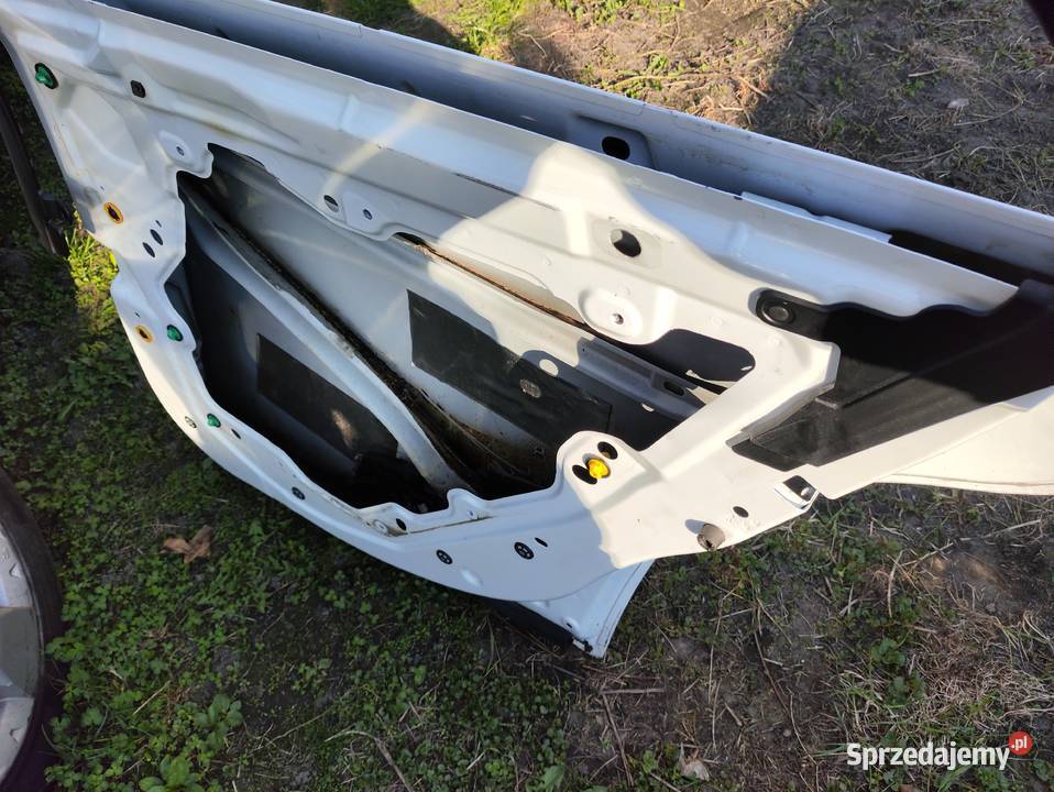 Drzwi chrysler 300c II LANCIA prawy tył sprzedam