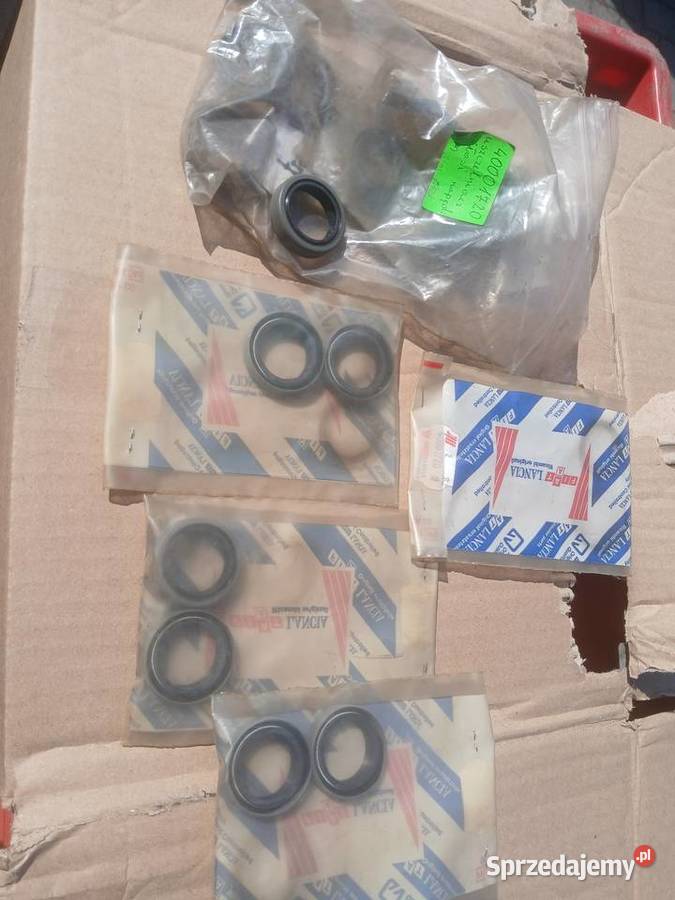 Uszczelniacz półosi napędowych do fiata 126p osobowe łódzkie Koluszki