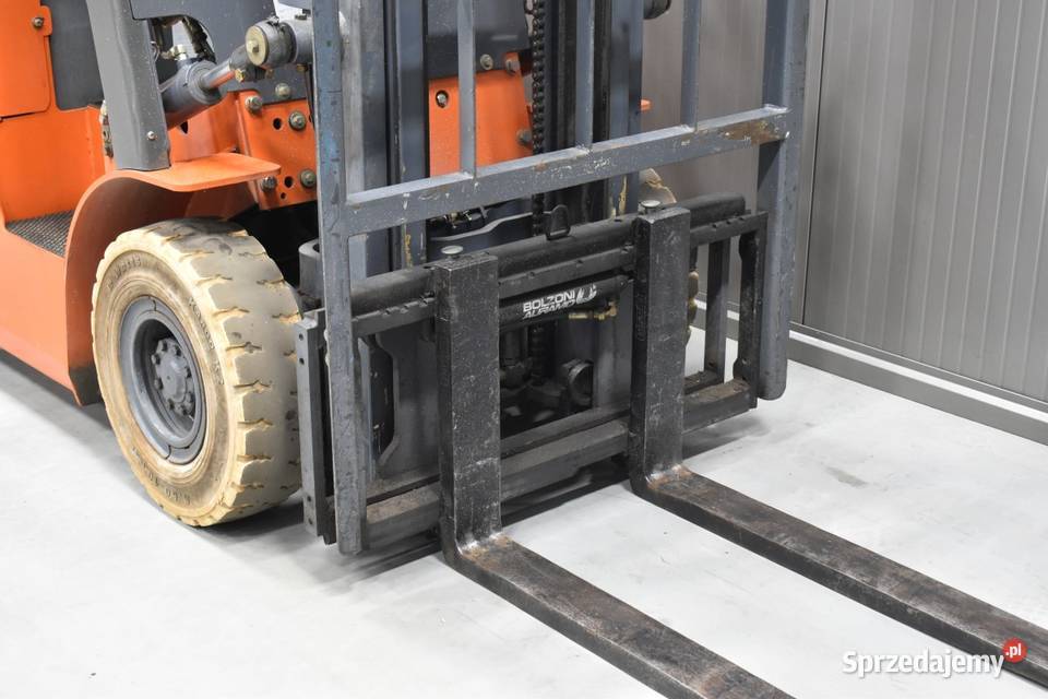 Wózek widłowy Heli CPD 18 1800 udzwigu Czechy