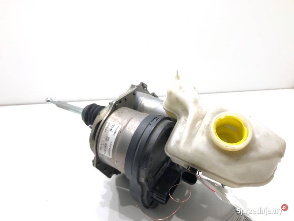SERWO HAMULCOWE AUDI Q3 II 5QH614105S SUV 15 150 podkarpackie