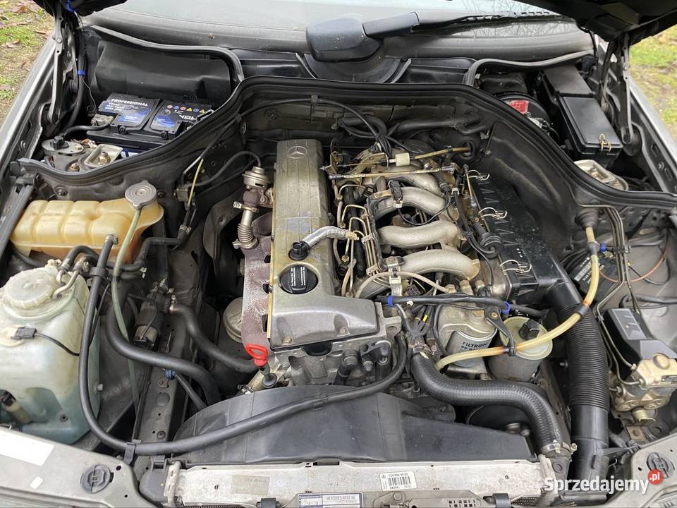 Mercedes 124 uszkodzony Szydłowiec