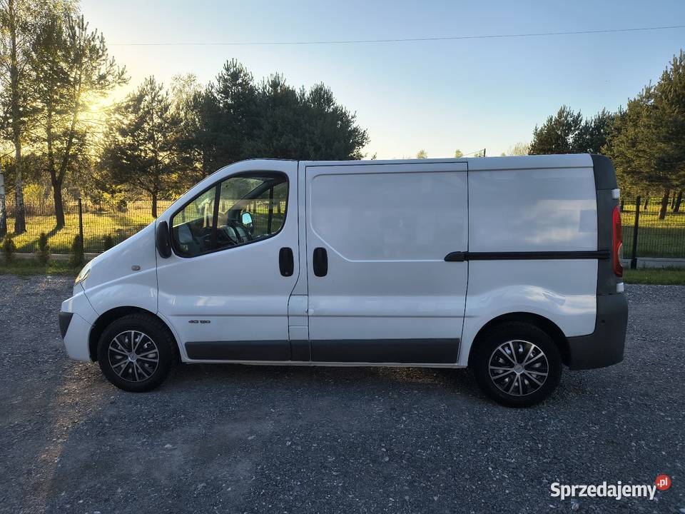 Renault Trafic 2010 25dci 150 2xdrzwi przesuwne Renault Kielce