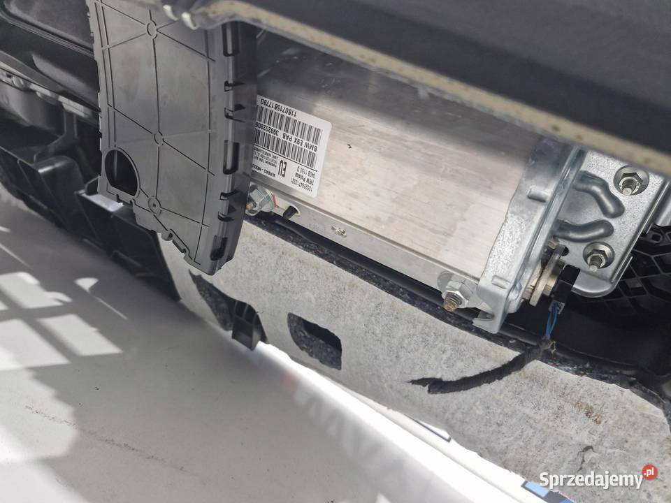 BMW 3 E90 E91 E92 DESKA KONSOLA ORYGINAŁ EUROPA
