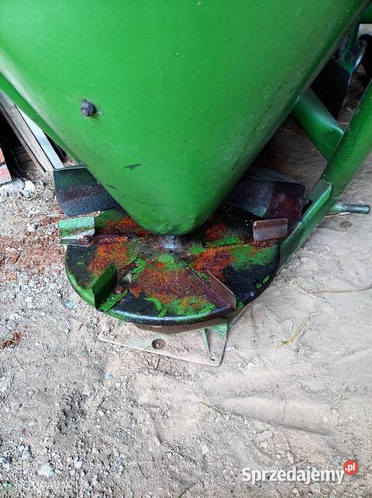 Rozsiewacz nawozów amazone EK 300 Kębłów