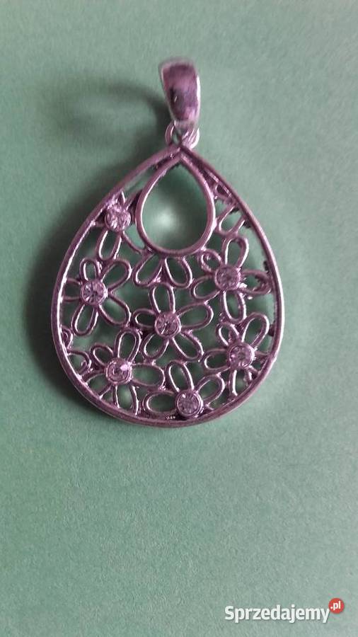 POSREBRZANY MEDALION PRZEWIESZKA Z CYRKONIAMI