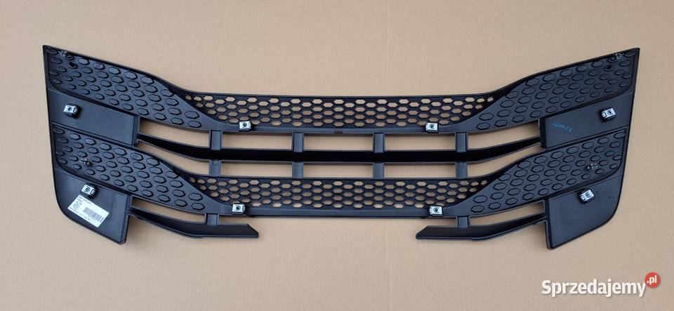 IVECO SWAY SWAY GRILL ATRAPA CHŁODNICY KRATKA Bieleń