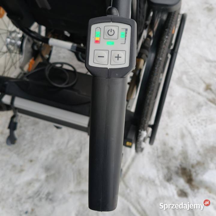 Wózek inwalidzki Invacare Rea Clematis z napędem mazowieckie