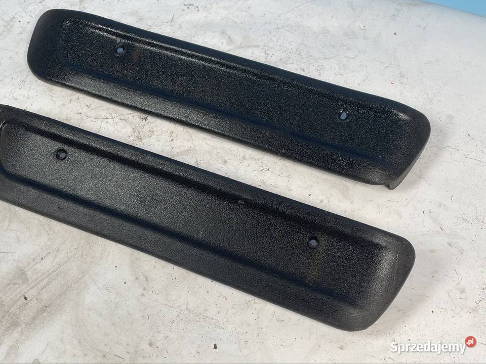 Osłona boczna fotela Fiat 125p plastik lewa osobowe Gdańsk
