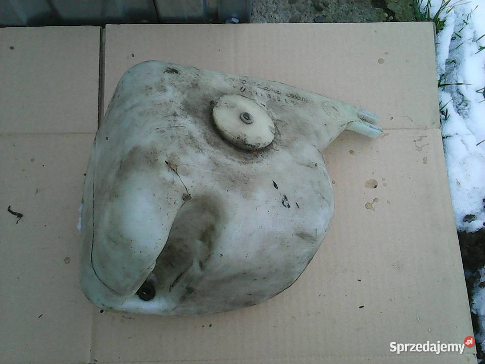 Zbiorniczek płynu do spryskiwaczy BMW E30 osobowe Dębica