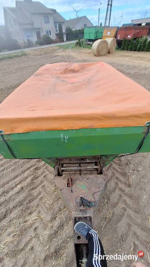 Rozsiewacz do wapna wapniarka bredal amazone zg Amazone