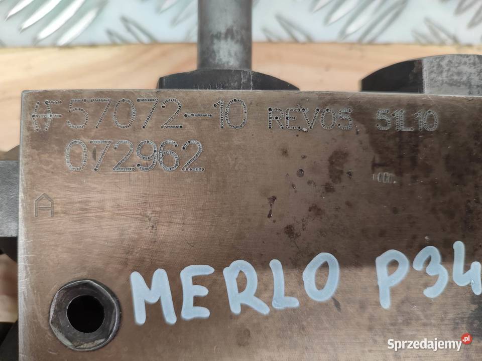 Zamek hydrauliczny Merlo P34 7 TOP F5707210 Wilkowo