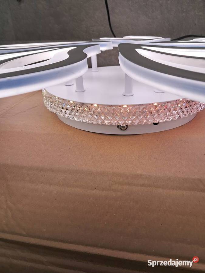 nowa lampa sufitowa LED sterowanie pilotem Sandomierz sprzedam