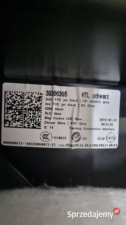 Opel Insignia B boczek drzwi tapicerka lewy tył