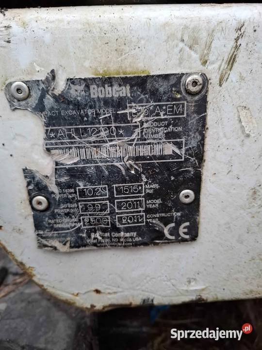 Minikoparka BOBCAT E16 2011 Rok produkcji 2011 Elbląg