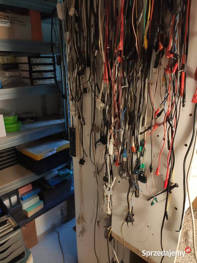 Duża WYPRZEDAŻ Warsztatu Elektronicznego Poznań sprzedam