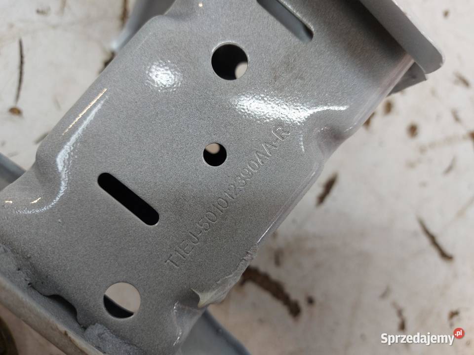 Jaecoo 7 PHEV 2025r belka wzmocnienie zderzaka