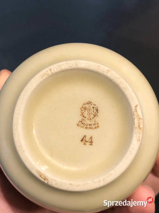 Kubki barowe PRL Tułowice koloru beżowego zestaw Kielce