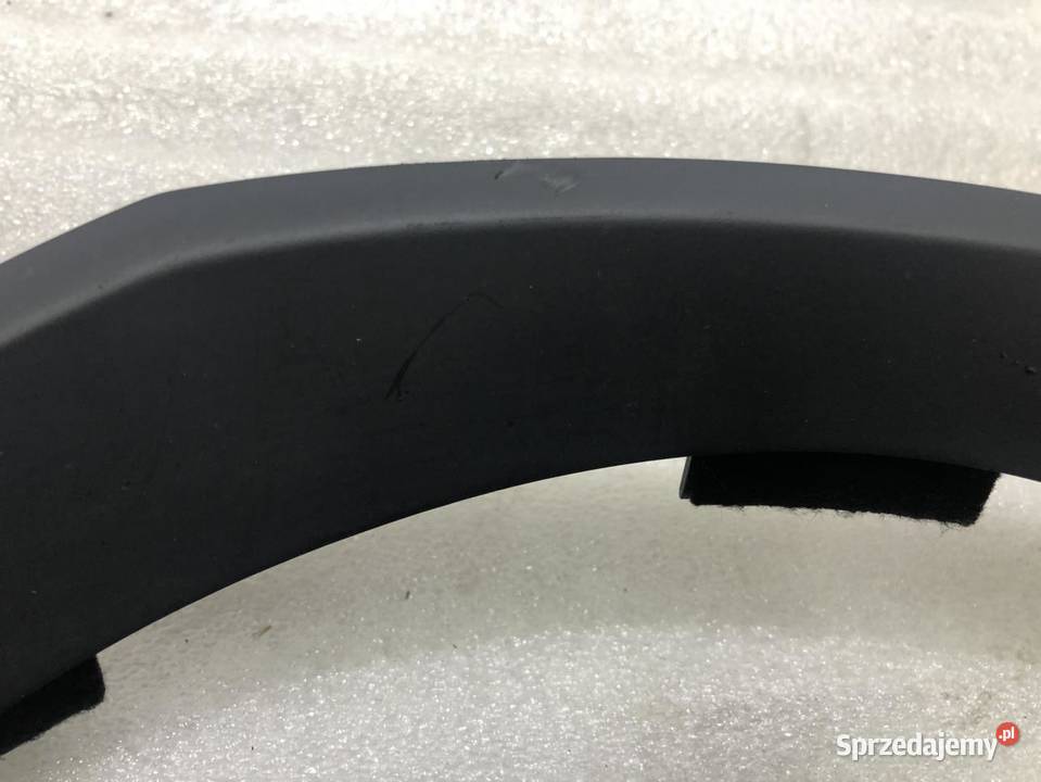 RAMKA LICZNIKA MERCEDES W204 A2046800023