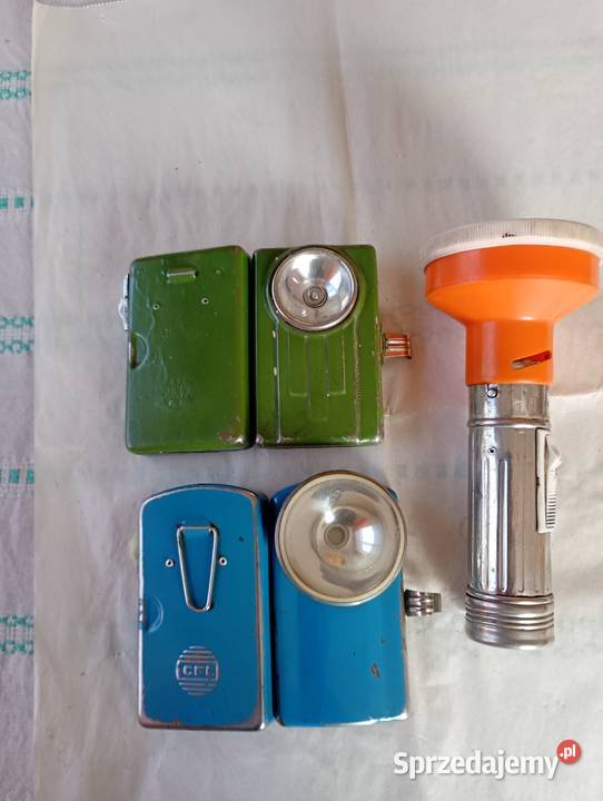 Stara metalowa latarka