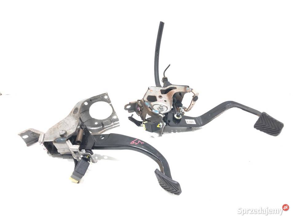 PEDAŁY HYUNDAI ELANTRA V 16 132