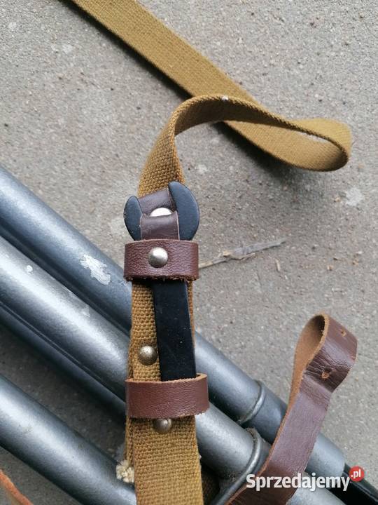 Stary statyw geodezyjny trójnóg do niwelatora pomorskie Sierakowice