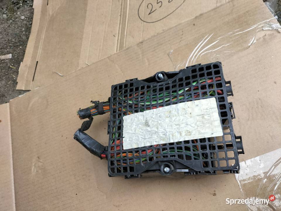 Fiesta MK5 MK6 Fusion SKRZYNKA BEZPIECZNIKÓW Kamień-Kolonia