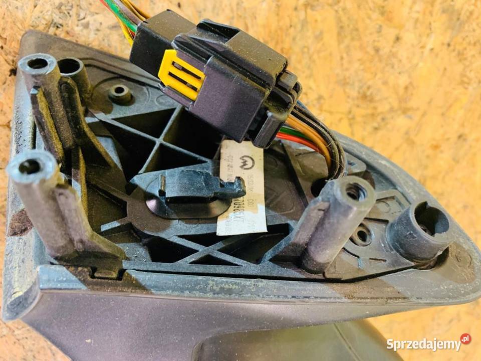 Lusterko zewnętrzne prawd citroen xsara Picasso Szczecin