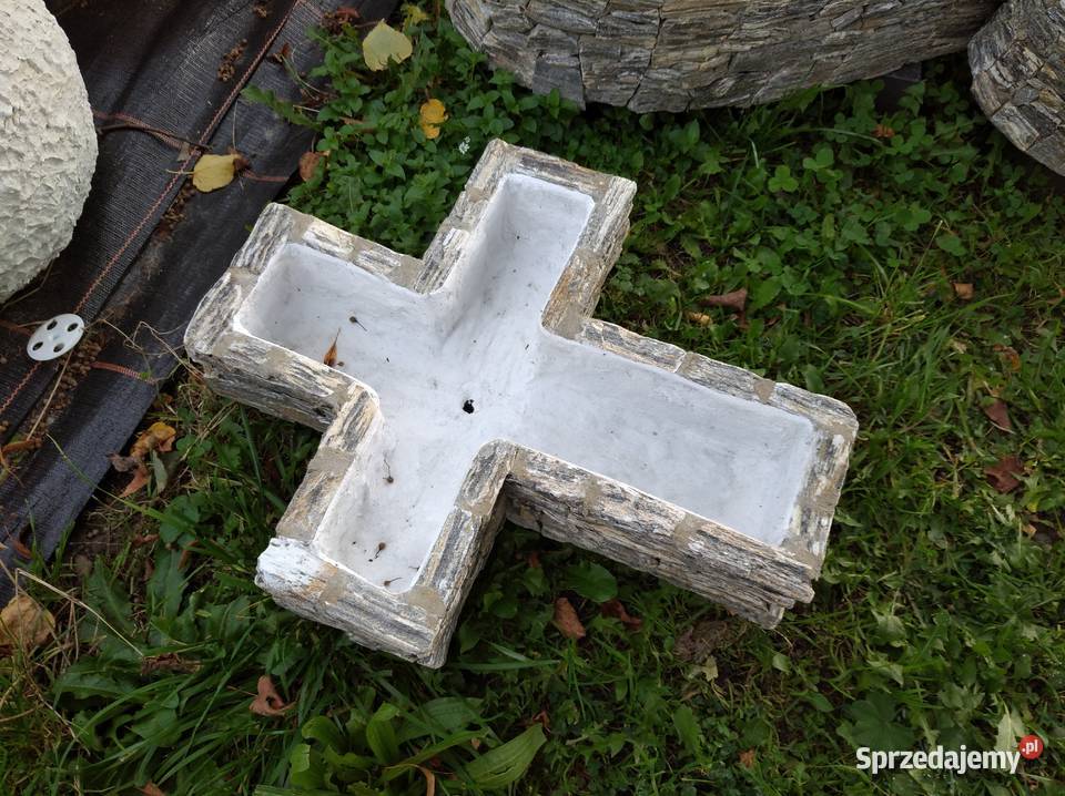 61 Donica z kamienia naturalnego krzyż na grób Długołęka-Świerkla
