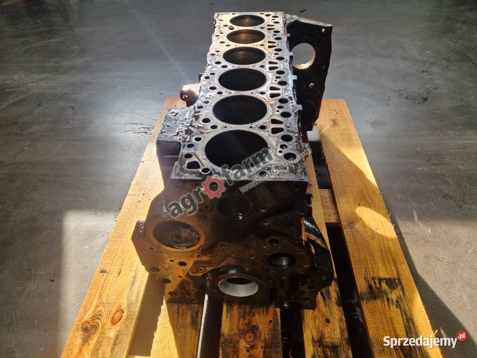 Blok silnika Holland T6155 T6070 T7185