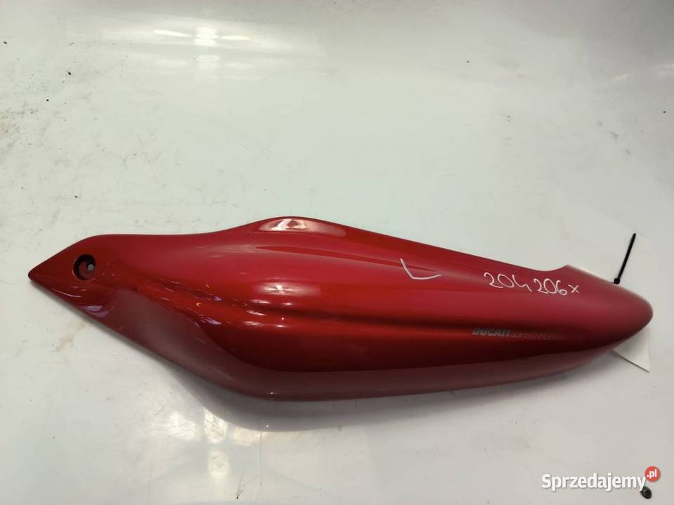 OWIEWKA DUCATI 800 Supersport BOCZNA osobowe Pozostałe Lipno