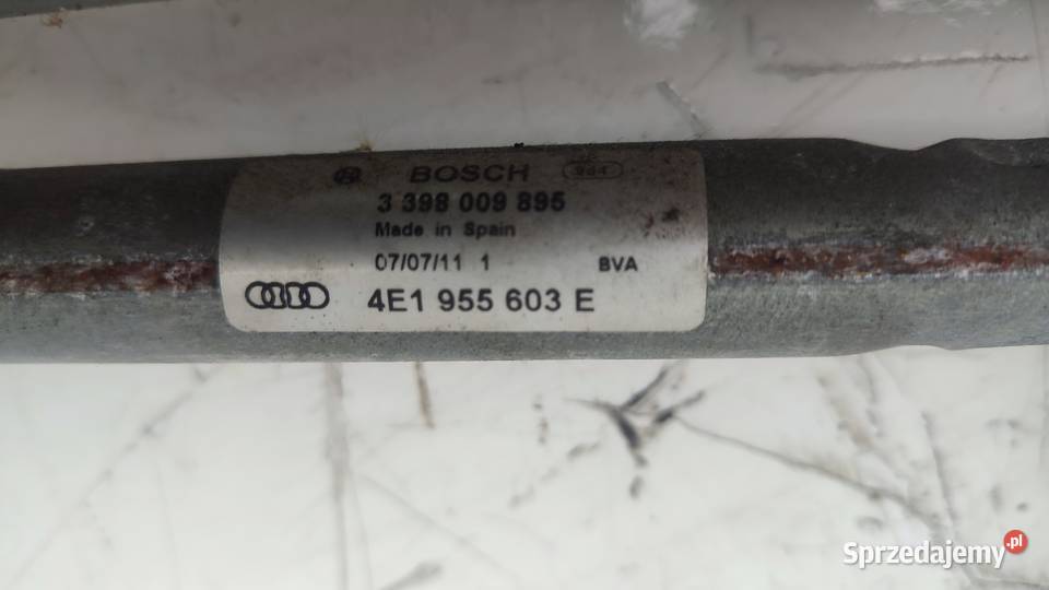 AUDI A8 D3 42 TDI 0510 Mechanizm wycieraczek z Włoszczowa sprzedam