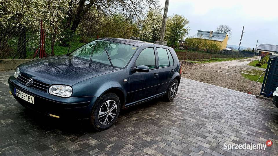 VW golf 4 16 benzyna światła przeciwmgielne Hureczko