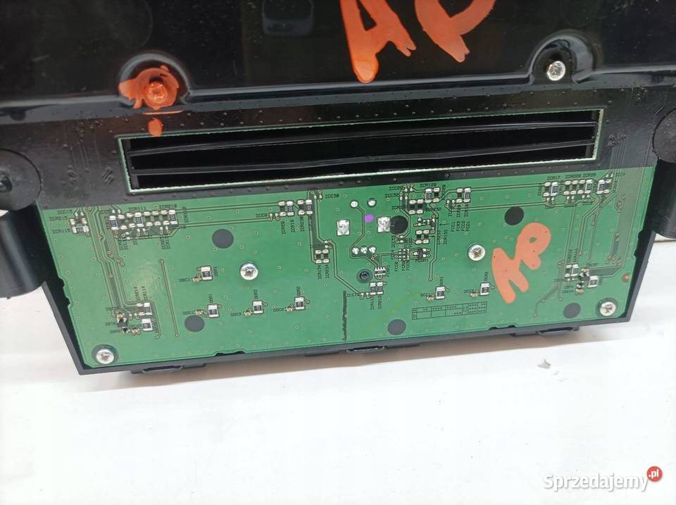 WYŚWIETLACZ PANEL NAWIEWU RADIA 253916HA4D Liczniki i zegary