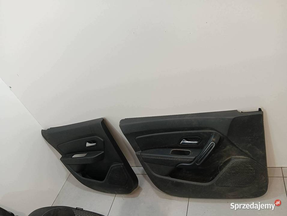 FOTELE KANAPA BOCZKI EU KOMPLET Dacia Duster II sprzedam