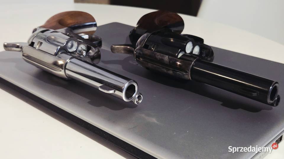 Rewolwer czarnoprochowy Uberti Cattleman cal45 Militaria Wrocław