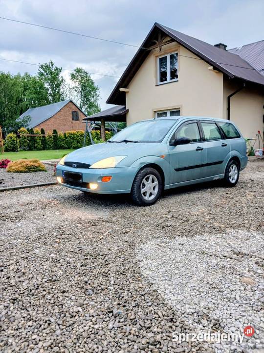 Ford focus MK1 16 gaz oszczędny Trzeboś