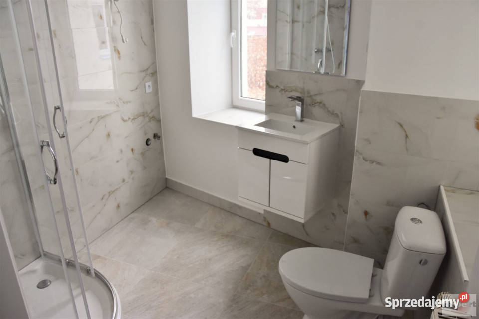 Sprzedaż kamienicy Płock 73635m2 1720m2 sprzedam