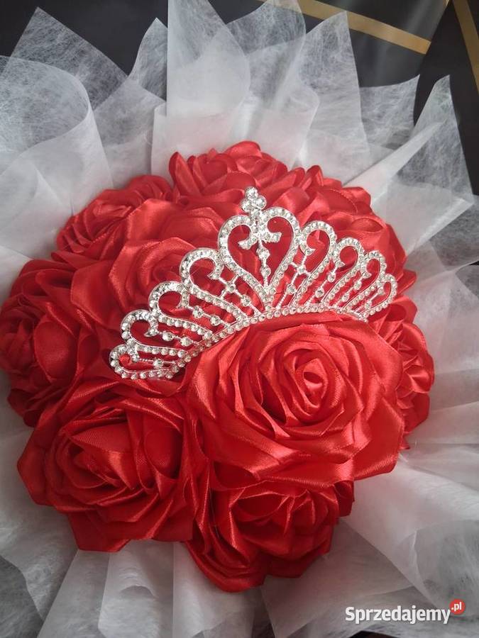 Bukiet róż ze wstążki Tyczyn