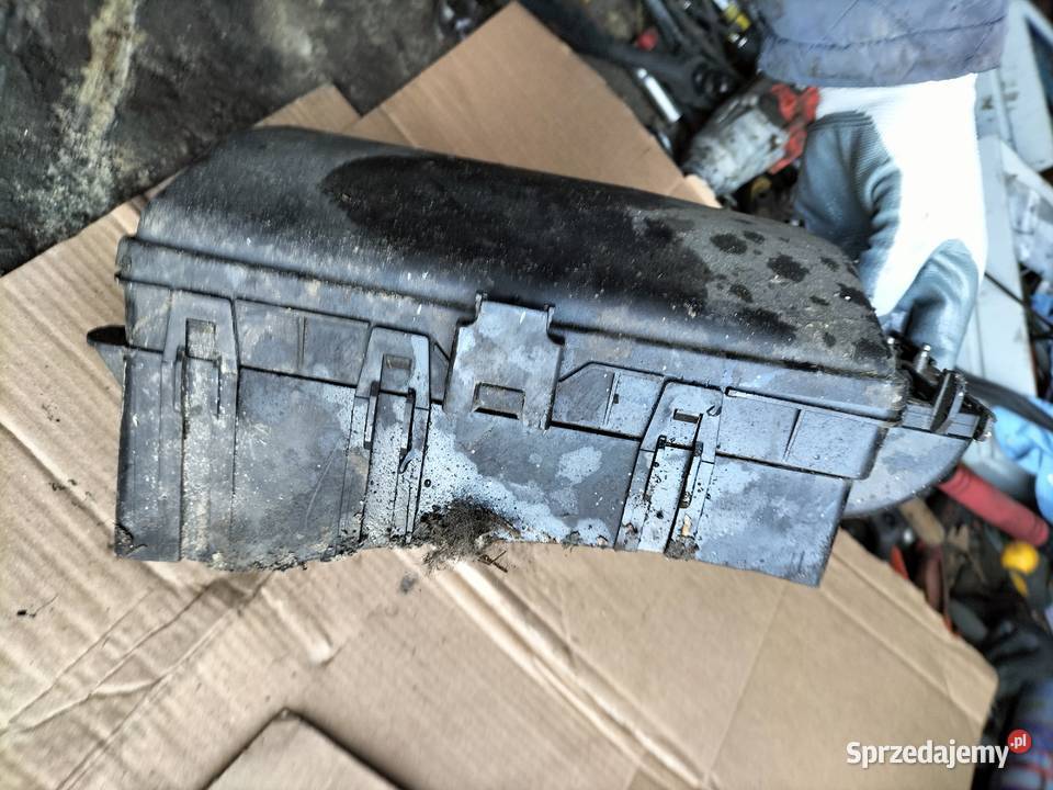 OPEL INSIGNIA A 13222782 SKRZYNKA BEZPIECZNIKÓW lubelskie
