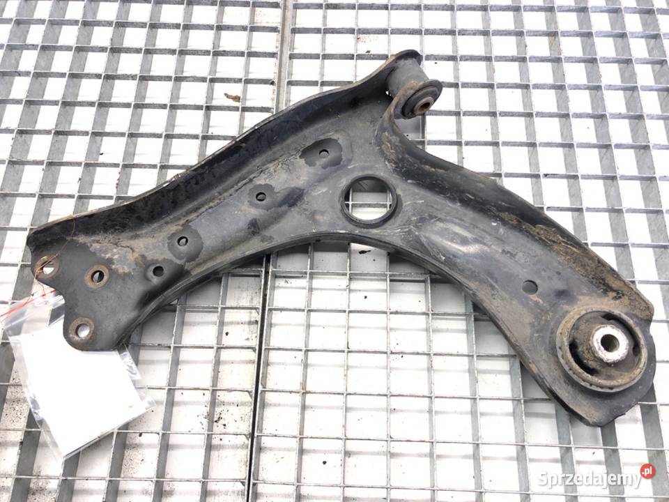 WAHACZ PRAWY PRZÓD SKODA FABIA III Hatchback